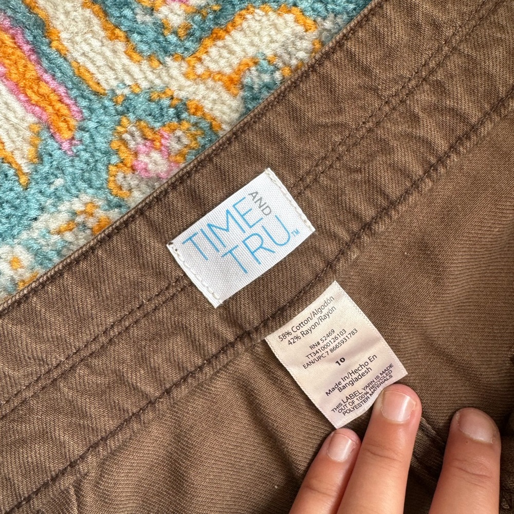 size 10 time and tru cargo pants!